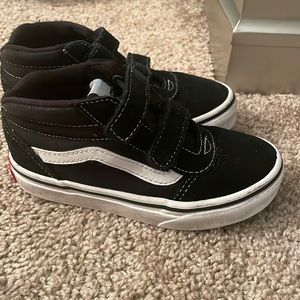 Toddler size 11 black and white Vans